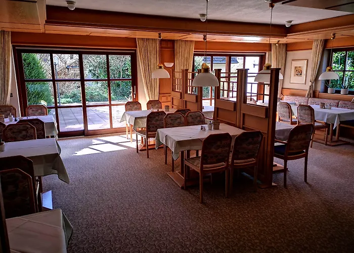 Garni Zur Weserei Bed & Breakfast 3*