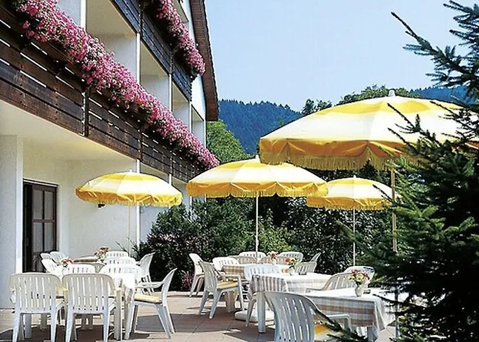 Garni Zur Weserei Bed & Breakfast 3*